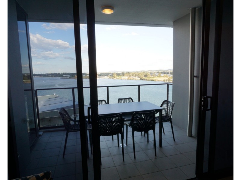 2/37D Harbour Road, Hamilton QLD 4007