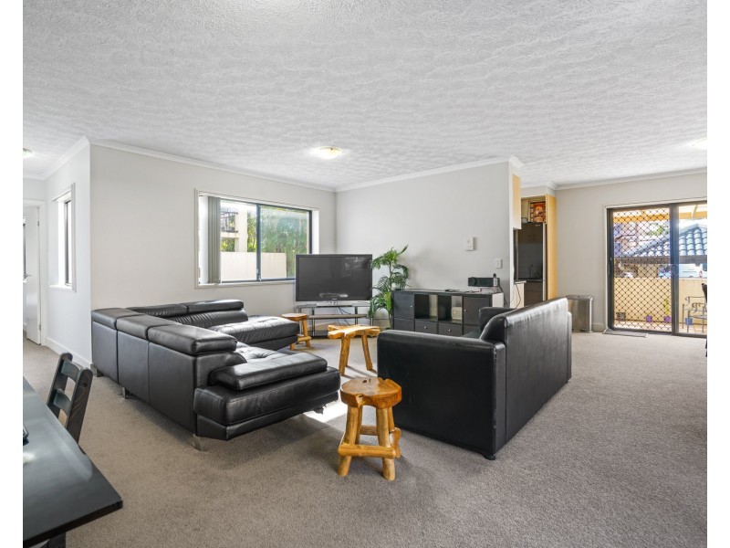 7/138 High Street, Southport QLD 4215