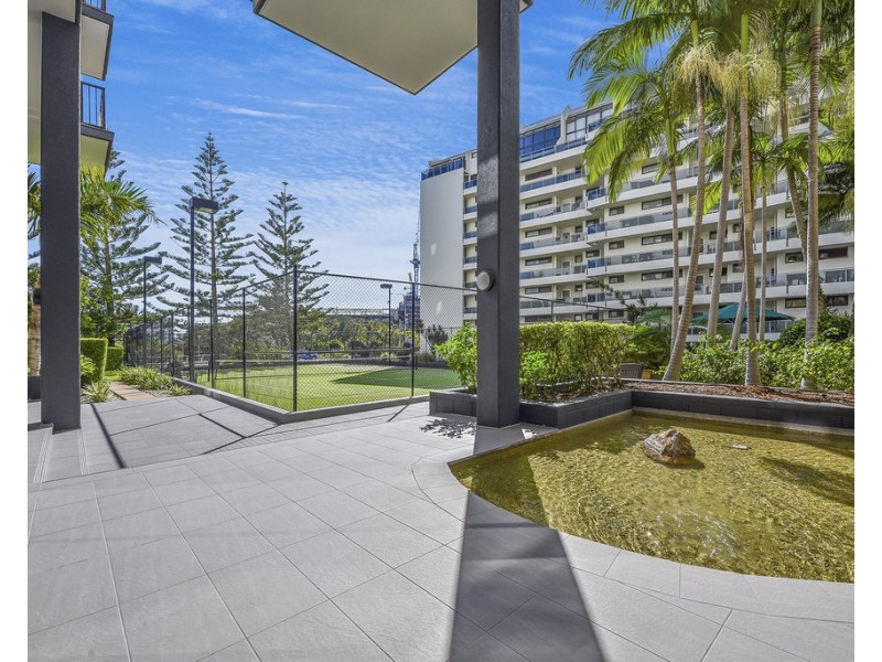 32 Surf Parade, Broadbeach QLD 4218