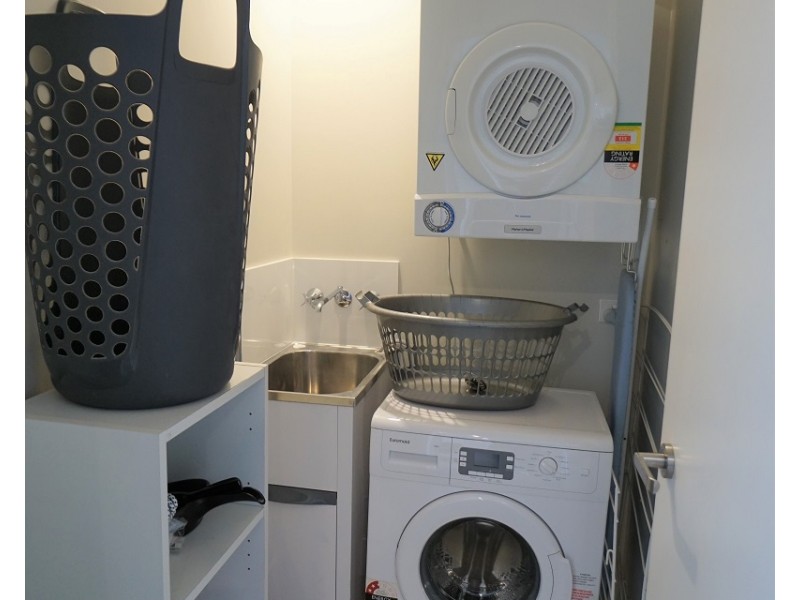 4/37D Harbour Road, Hamilton QLD 4007