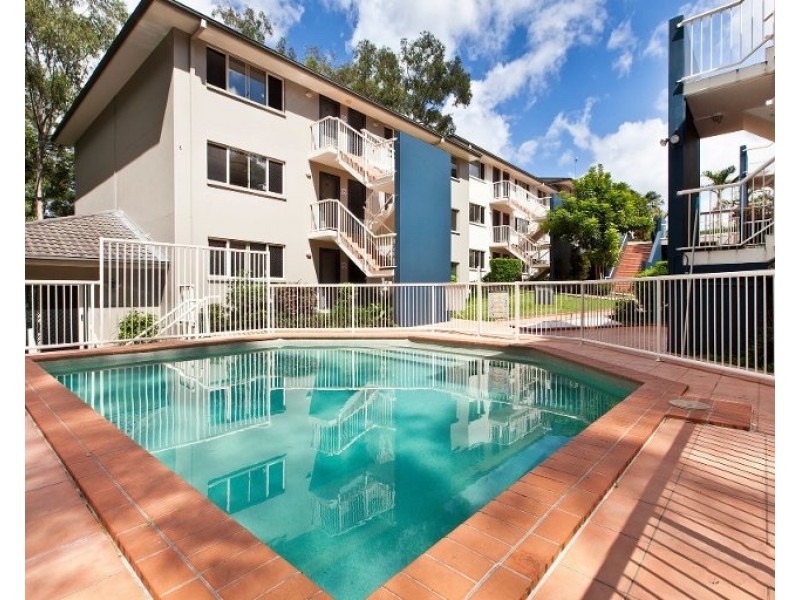 36/129-131 Currumburra Road, Ashmore QLD 4214