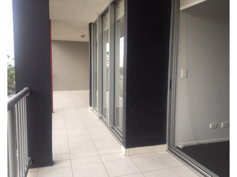 27 Station Rd, Indooroopilly QLD 4068