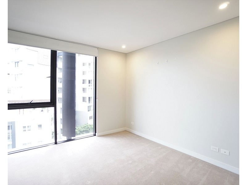 RENTED RENTED, Hamilton QLD 4007