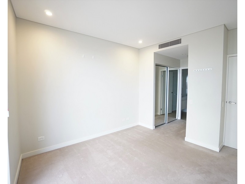 RENTED RENTED, Hamilton QLD 4007