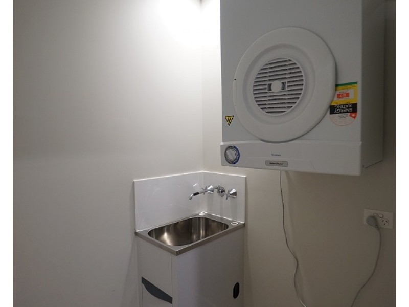 RENTED RENTED, Hamilton QLD 4007