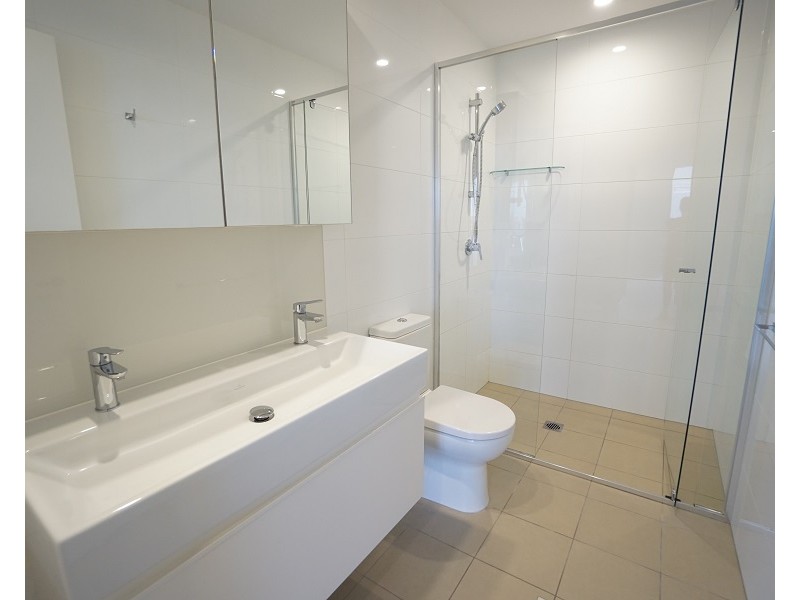 RENTED RENTED, Hamilton QLD 4007