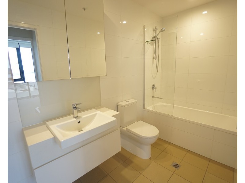 RENTED RENTED, Hamilton QLD 4007