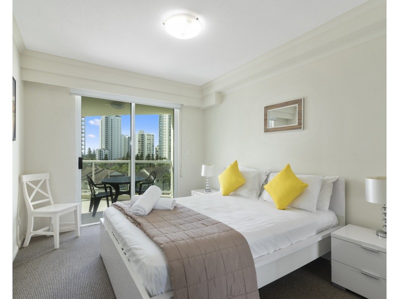 22/15-21 Breaker Street, Main Beach QLD 4217