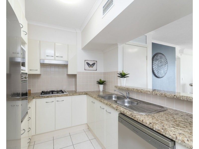 22/15-21 Breaker Street, Main Beach QLD 4217