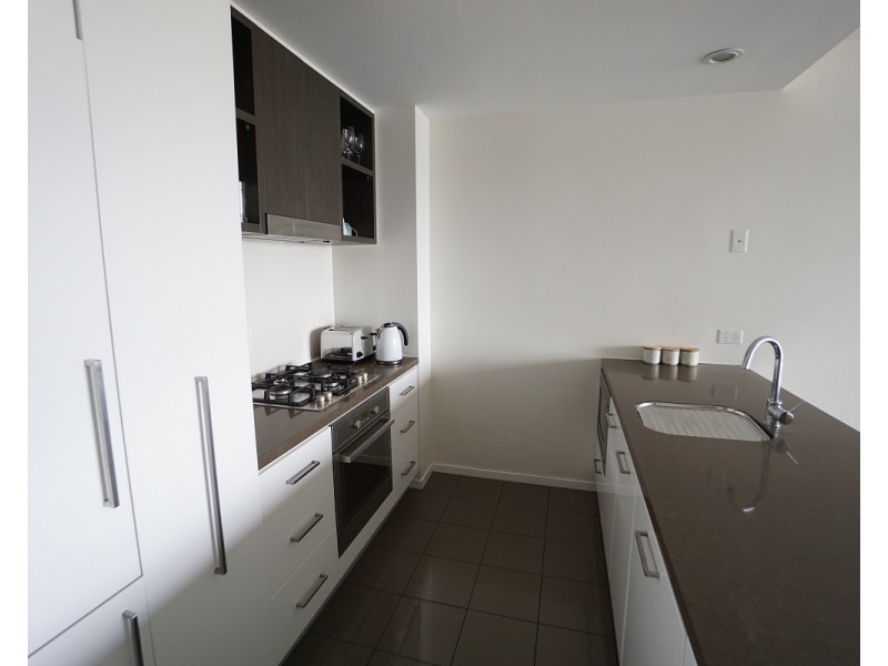 RENTED RENTED, Hamilton QLD 4007