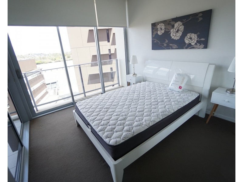 RENTED RENTED, Hamilton QLD 4007