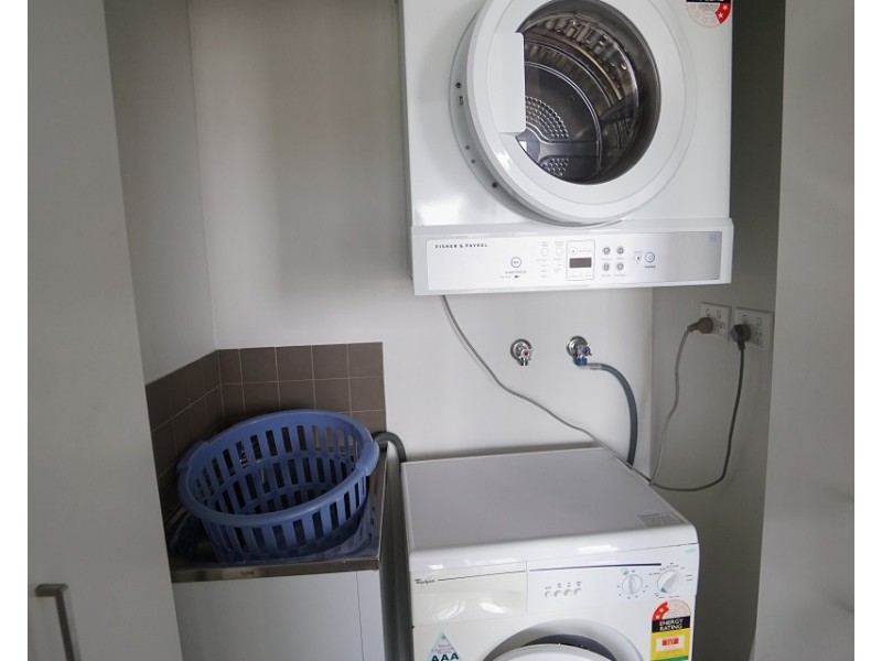 RENTED RENTED, Hamilton QLD 4007