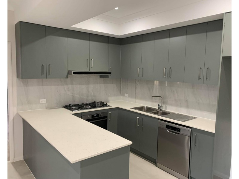 2A Farmer Place, Park Ridge QLD 4125