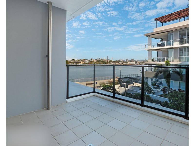 07/37D Harbour Road, Hamilton QLD 4007