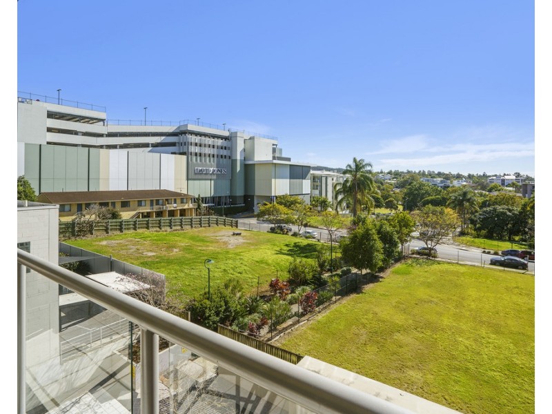 16 / 27 Station Road, Indooroopilly QLD 4068