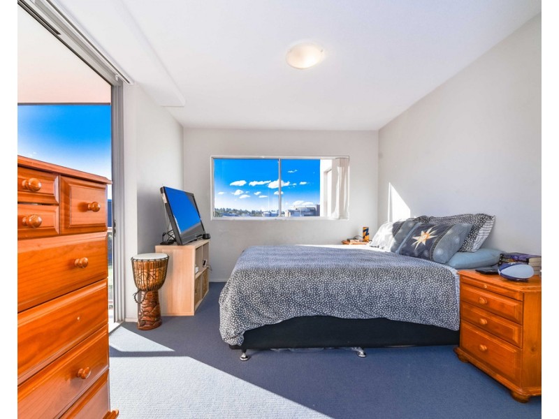 16 / 27 Station Road, Indooroopilly QLD 4068