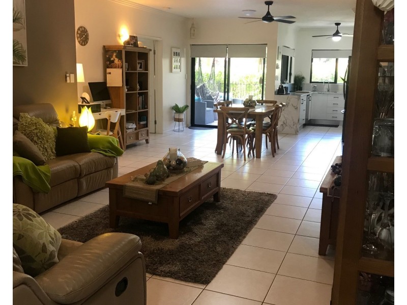 Trinity Beach QLD 4879