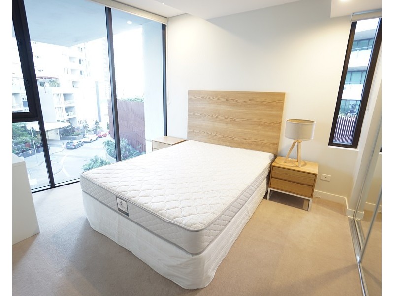 9/37D Harbour Road, Hamilton QLD 4007