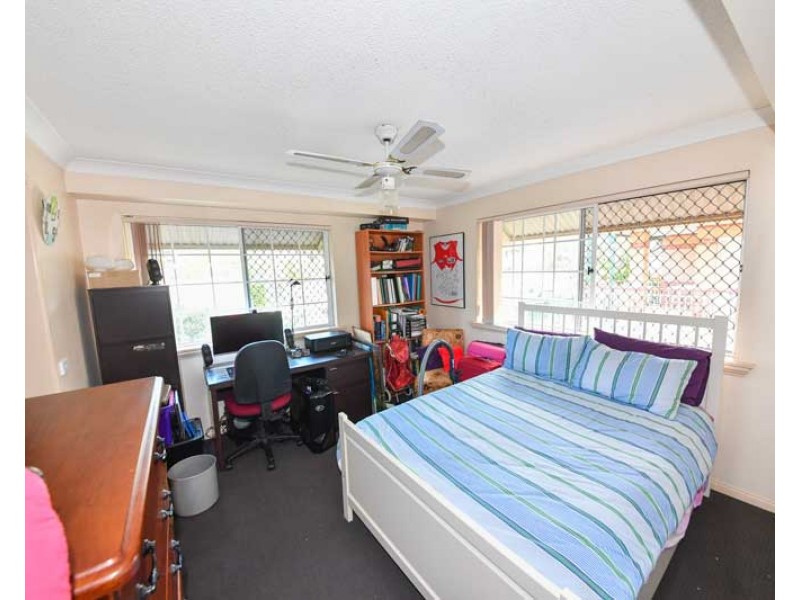 63 Sherwood Rd, Toowong QLD 4066