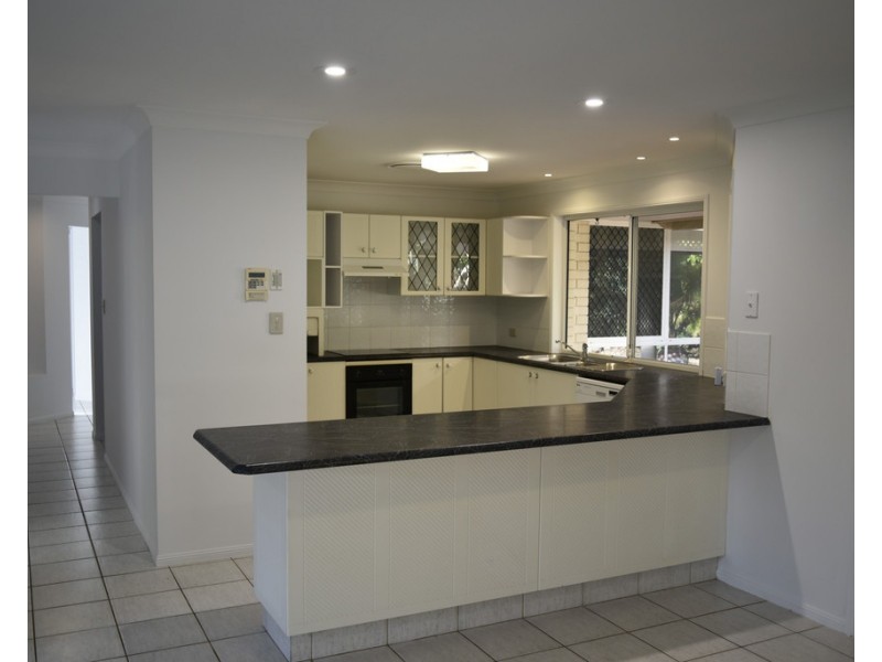 6 Pryor Street, Ormiston QLD 4160