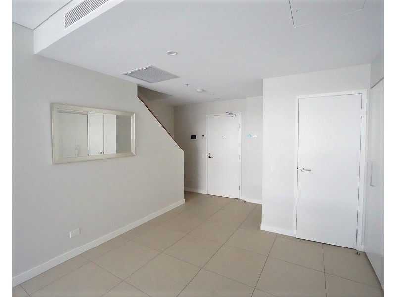 2/37D Harbour Road, Hamilton QLD 4007