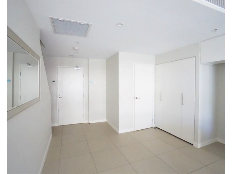 2/37D Harbour Road, Hamilton QLD 4007