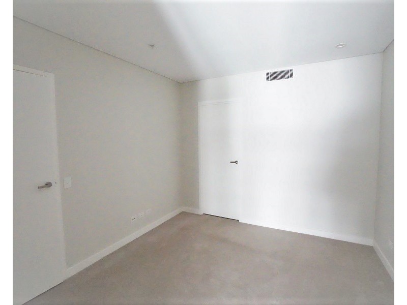 2/37D Harbour Road, Hamilton QLD 4007