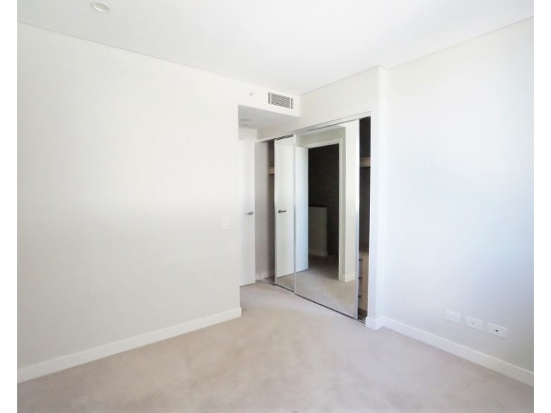 2/37D Harbour Road, Hamilton QLD 4007