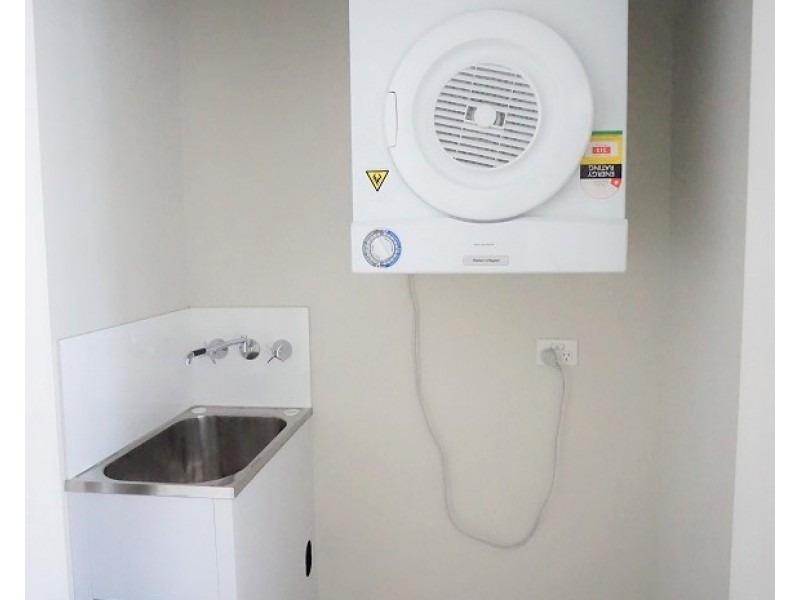 2/37D Harbour Road, Hamilton QLD 4007