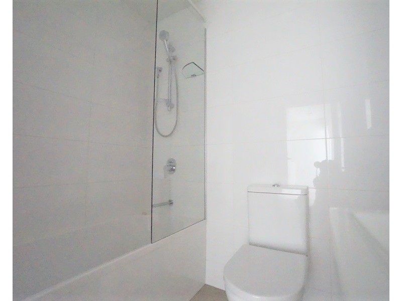 2/37D Harbour Road, Hamilton QLD 4007