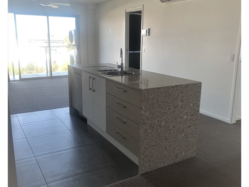 Unit 33 46 Regatta Blvd, Birtinya QLD 4575