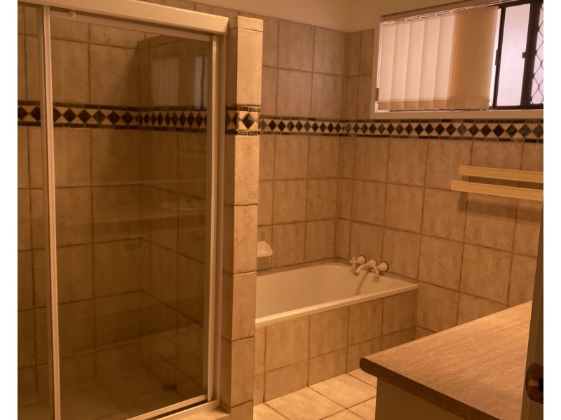 62 Rapallo Ave, Isle Of Capri QLD 4217