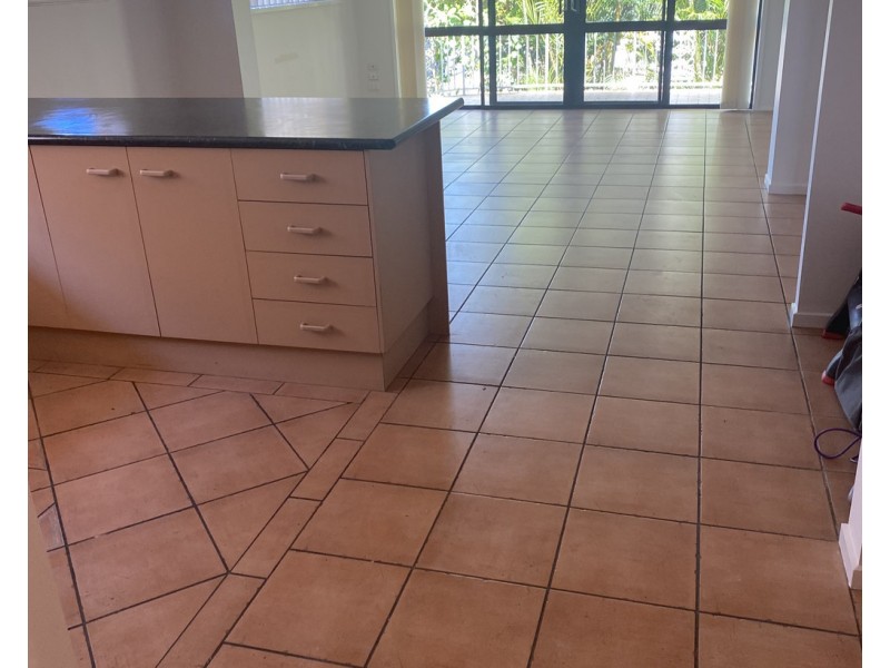 62 Rapallo Ave, Isle Of Capri QLD 4217