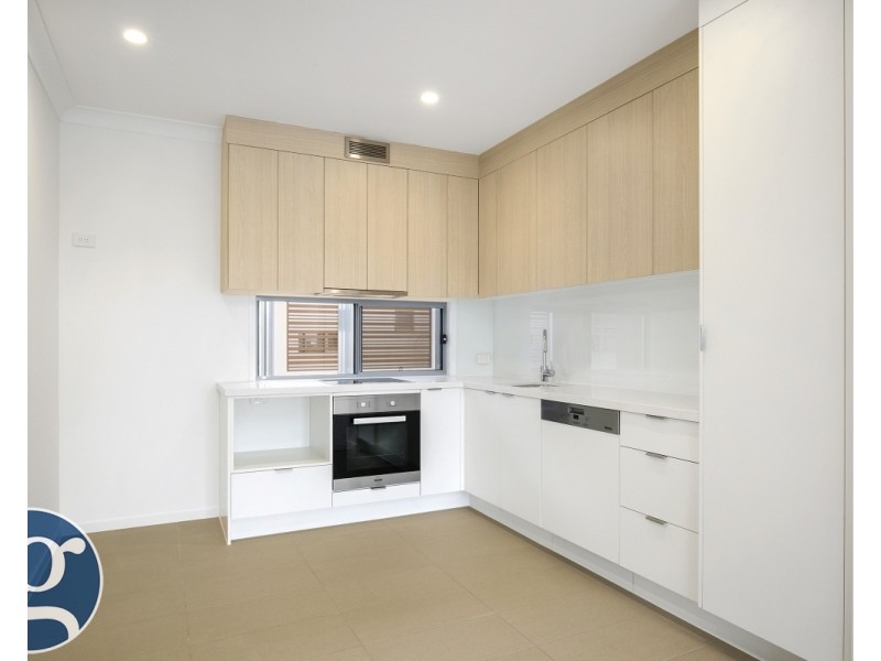 67/3028 The Boulevard, Carrara QLD 4211
