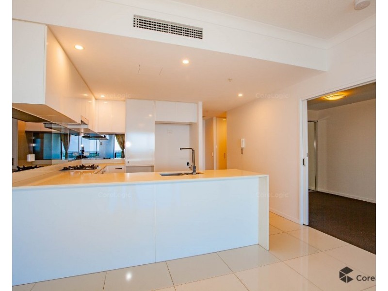 11204/5 Harbour Side Court, Biggera Waters QLD 4216