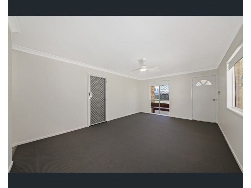 33 DOVER ROAD, Margate QLD 4019