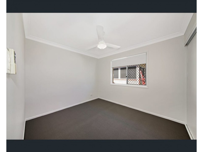 33 DOVER ROAD, Margate QLD 4019