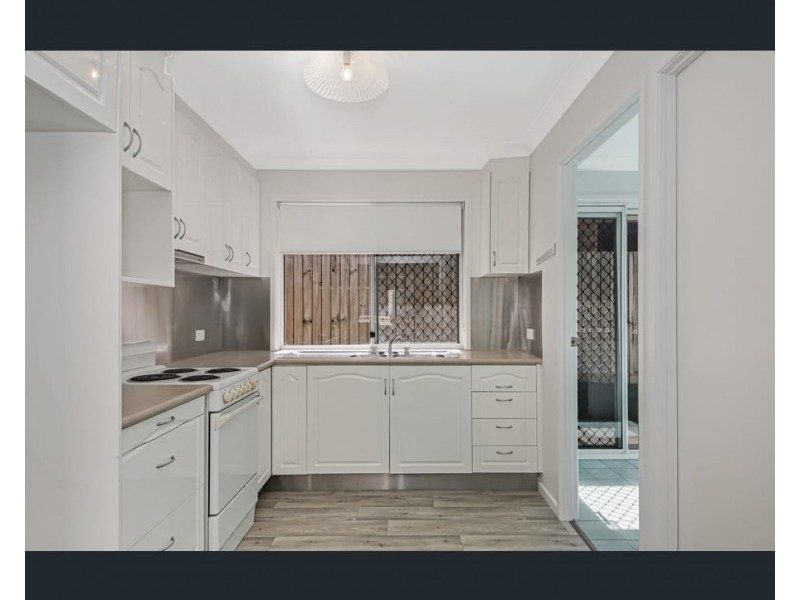 33 DOVER ROAD, Margate QLD 4019