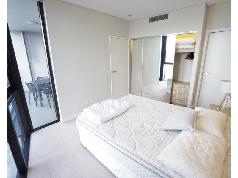 01/37D Harbour Road, Hamilton QLD 4007