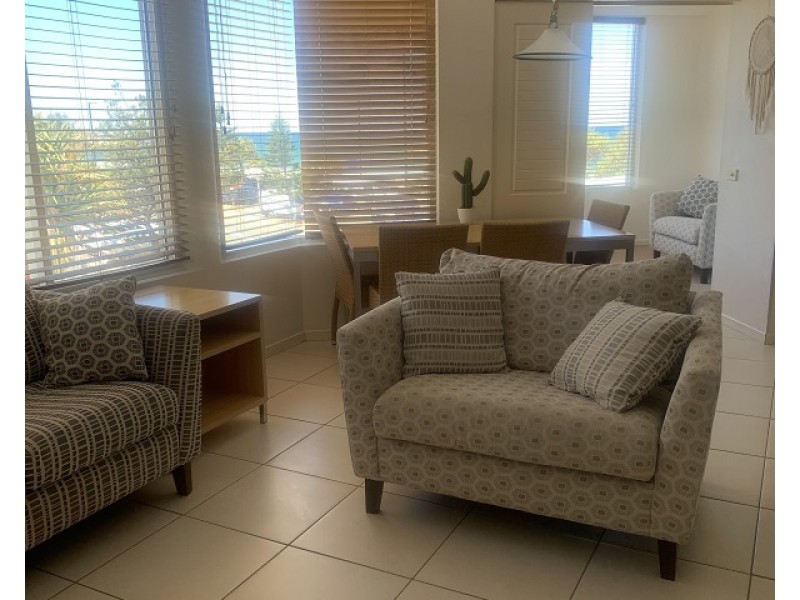 42/8 Levuka Ave, Kings Beach QLD 4551