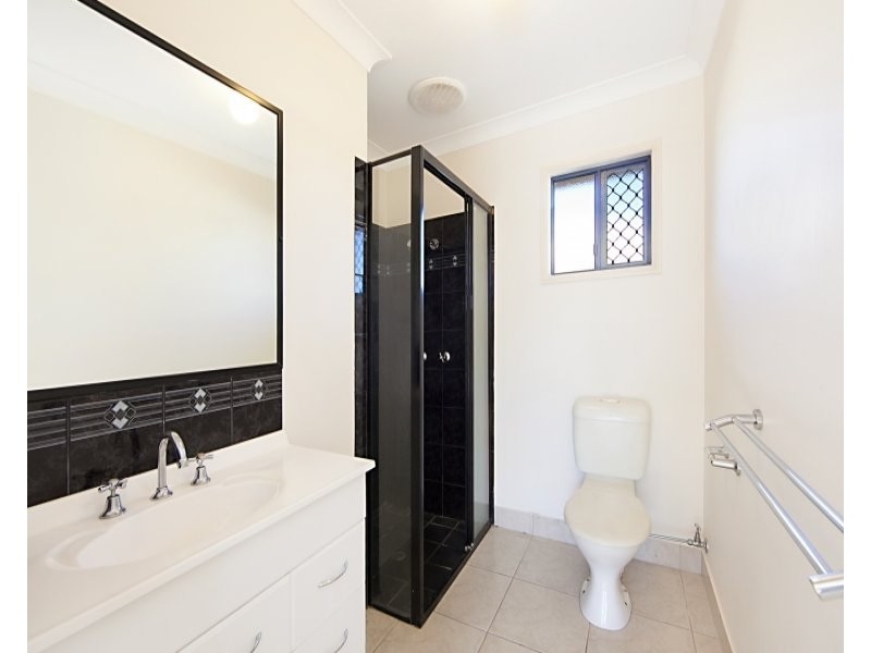 39 Bamboo Crescent, Mount Louisa QLD 4814