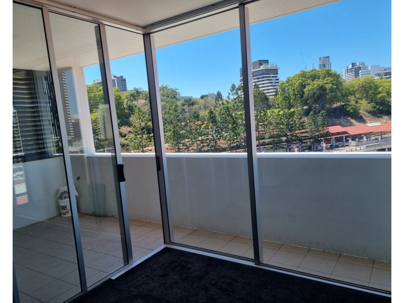 3 Parkland Boulevard, Brisbane City QLD 4000