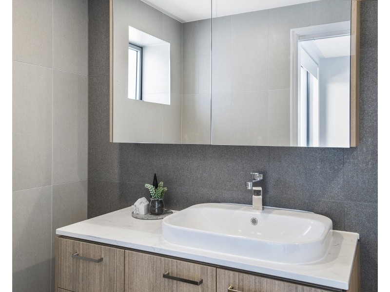 19/25 Riverview Terrace, Indooroopilly QLD 4068