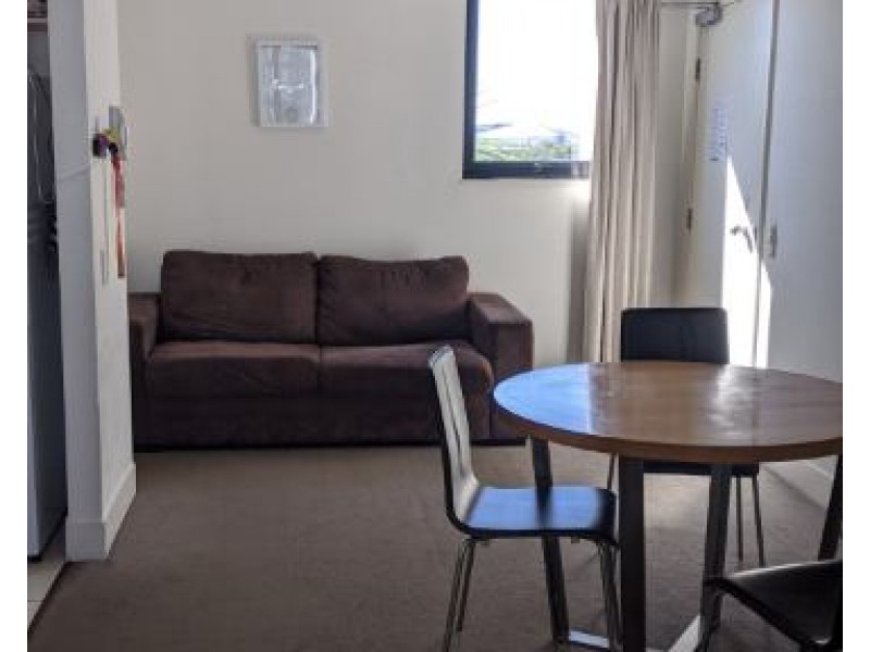 410/32 Surf Parade, Broadbeach QLD 4218