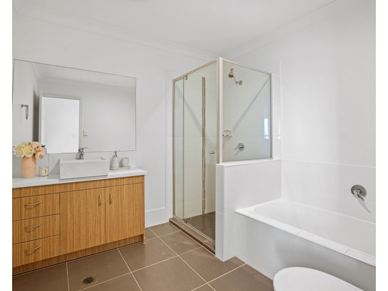 68/26 Yaun Street, Coomera Waters QLD 4209