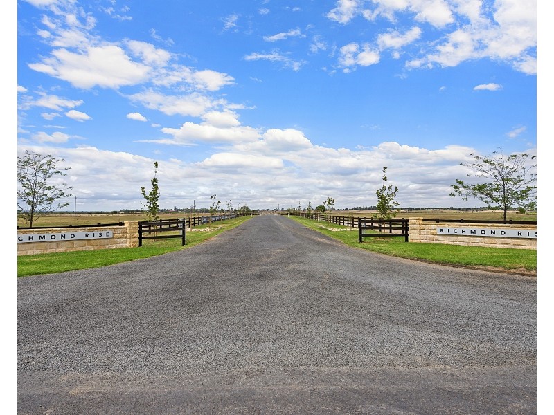 Richmond Lowlands NSW 2753