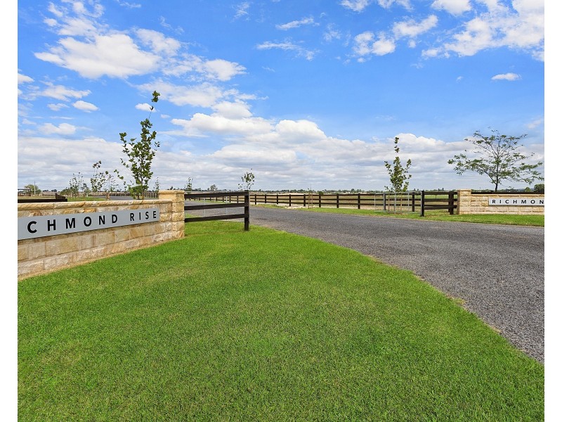 Richmond Lowlands NSW 2753