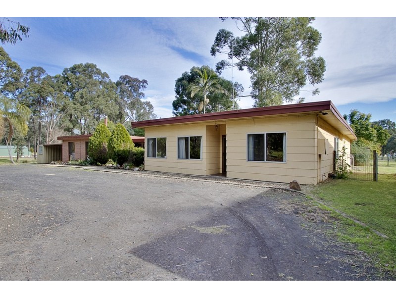 143 Sheredan Road, Castlereagh NSW 2749