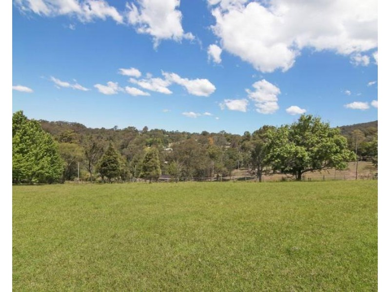 Lot 1 & 3 of 30 Douglas Farm Road, Kurrajong Hills NSW 2758