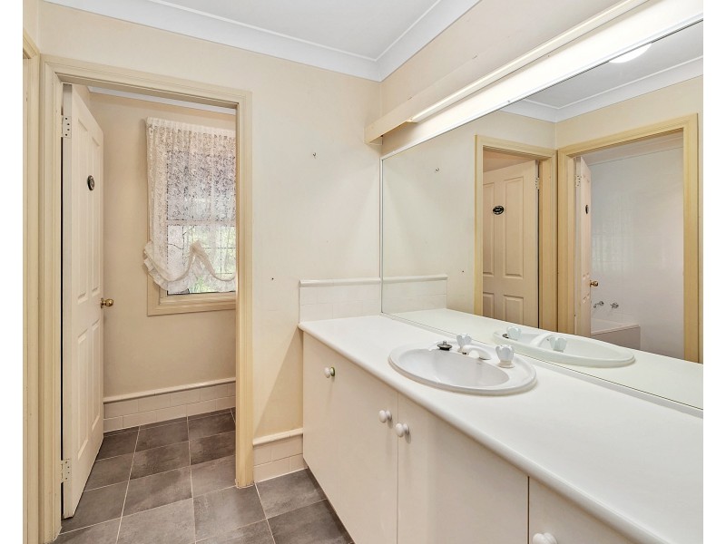 737 River Road, Lower Portland NSW 2756